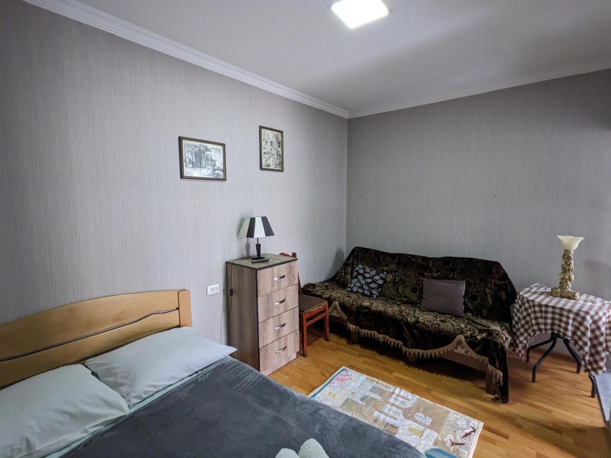 Apartments Se7En Tbilisi Eksteriør bilde
