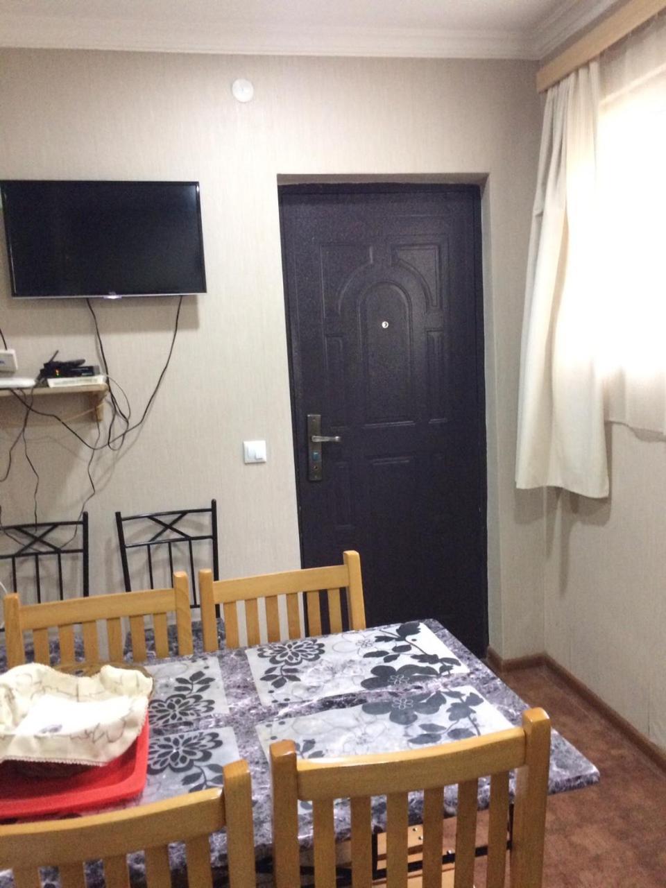 Apartments Se7En Tbilisi Eksteriør bilde